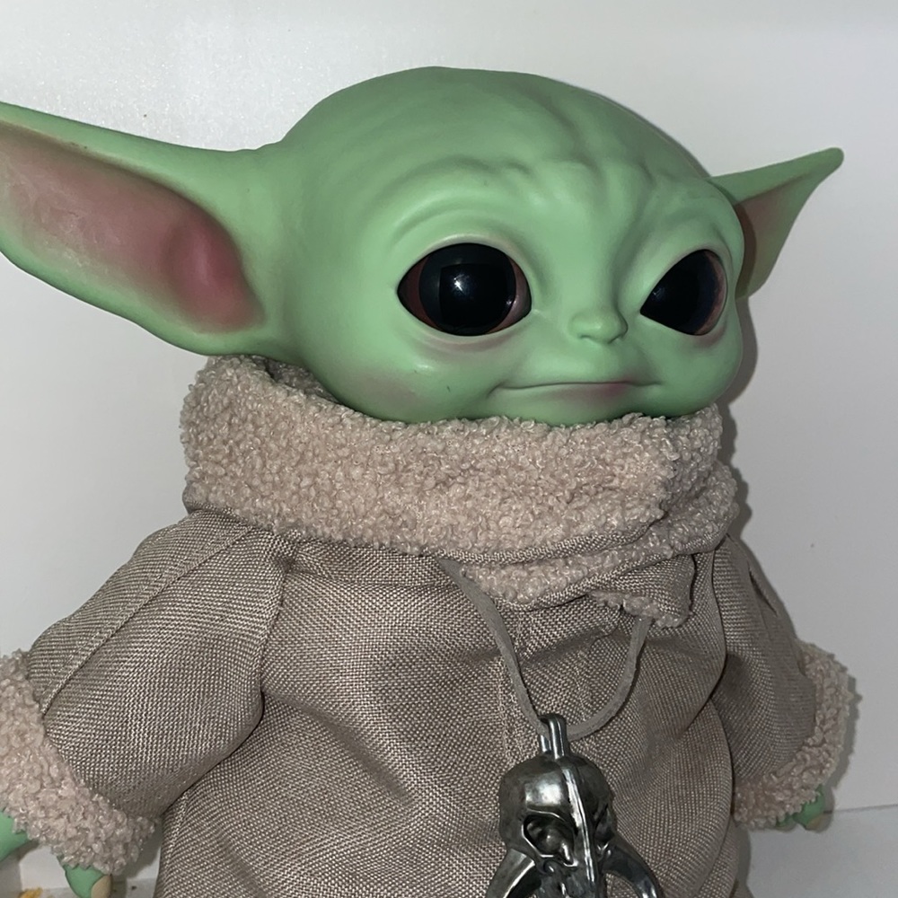Star Wars Mandalorian The Child Grogu Stuff Plush Plastic Head 10" Mattel - Picture 2 of 4